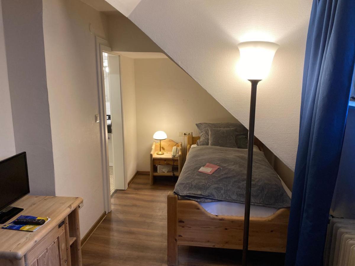 Marktplatzhotel - Restaurant Tafelspitz Weinheim Exteriör bild